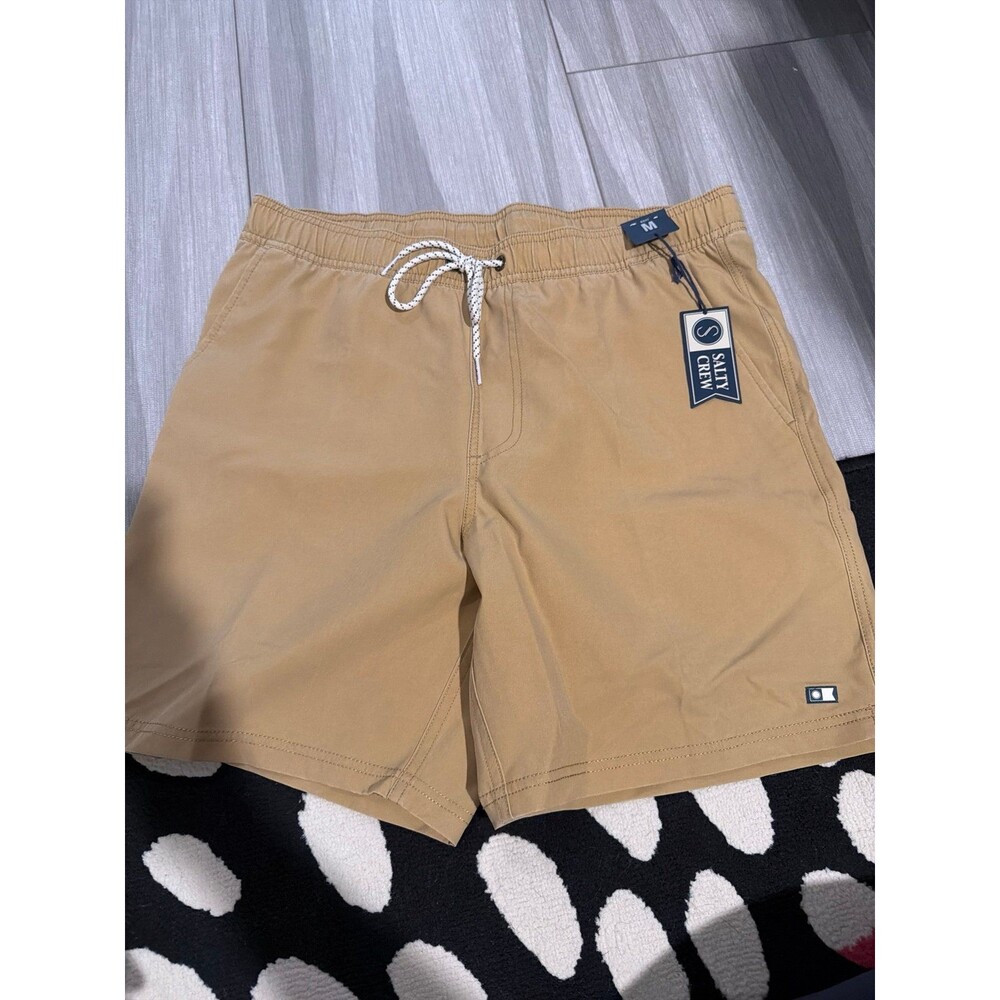 Brand new men’s salty crew shorts